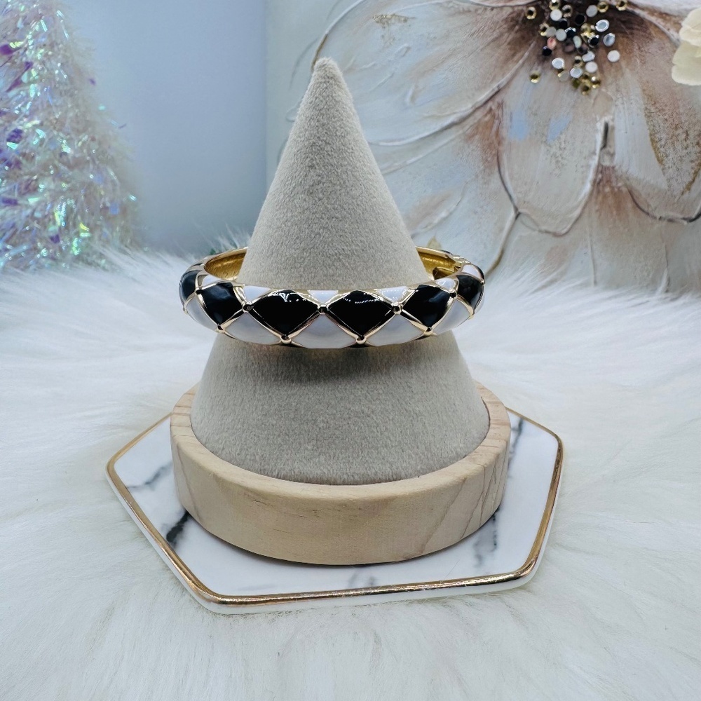 The Cruella Thick Enamel Bangle Bracelet